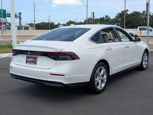 2025 Honda Accord LX 1.5T
