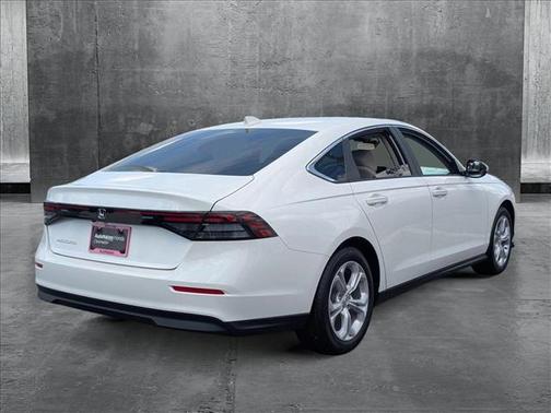 2025 Honda Accord LX 1.5T