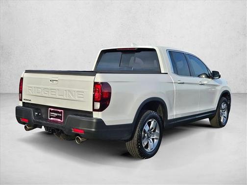 Platinum White Pearl 2026 Honda Ridgeline