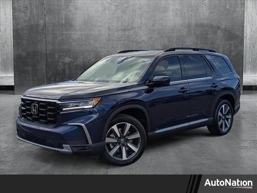 2025 Honda Pilot Touring 8-Passenger