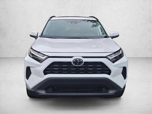 Ice Cap 2025 Toyota RAV4 Hybrid XLE