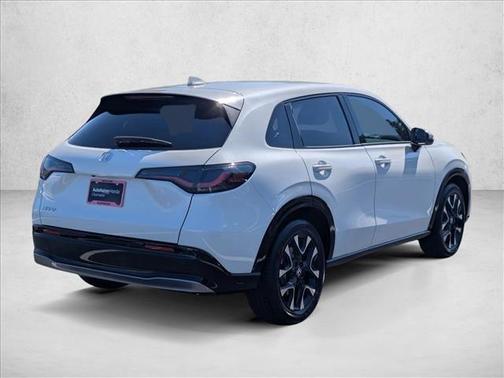 Platinum White Pearl 2027 Honda HR-V EX-L