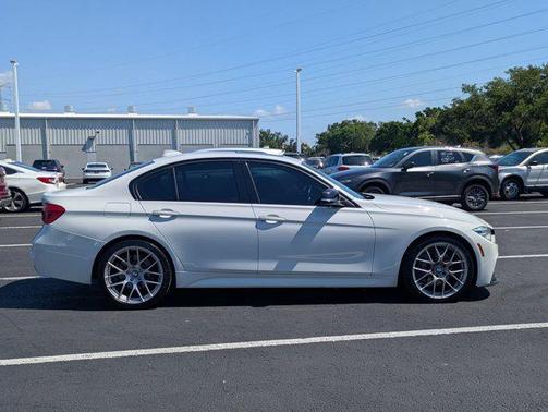 White 2018 BMW 340 340i