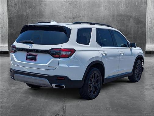 2025 Honda Pilot Touring 8-Passenger