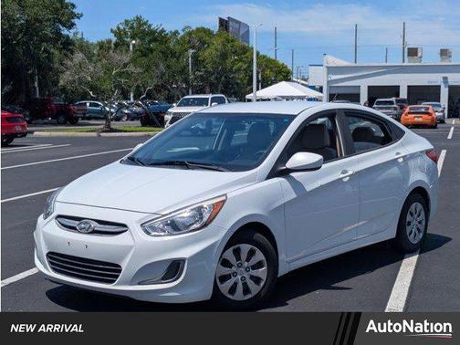 Chalk White 2017 Hyundai Accent SE