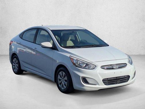 Chalk White 2017 Hyundai Accent SE