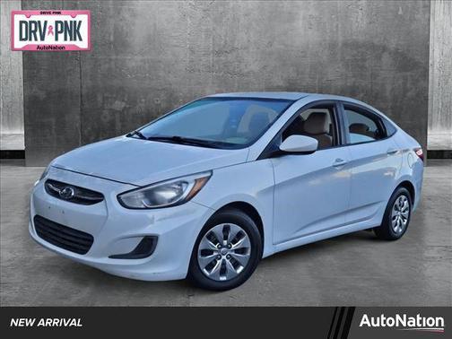 Chalk White 2017 Hyundai Accent SE