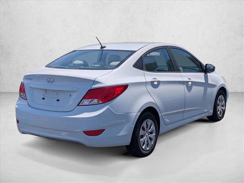 Chalk White 2017 Hyundai Accent SE