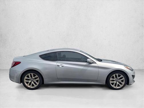 Platinum Metallic 2013 Hyundai Genesis Coupe 2.0T