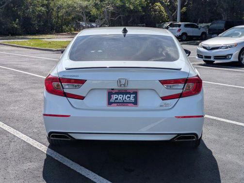 Platinum White Pearl 2022 Honda Accord Sport 2.0T