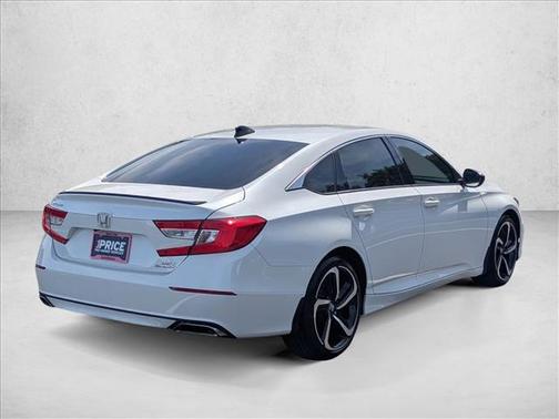 Platinum White Pearl 2022 Honda Accord Sport 2.0T