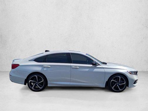Platinum White Pearl 2022 Honda Accord Sport 2.0T