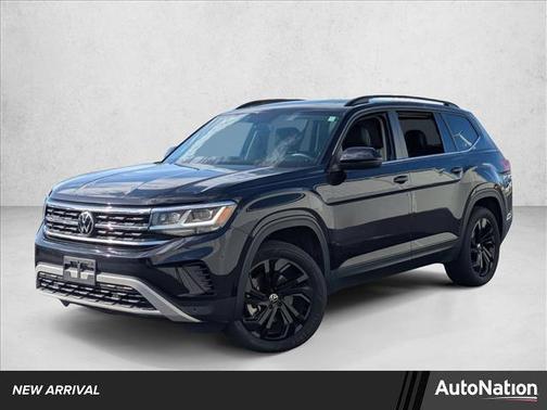 2023 Volkswagen Atlas 3.6L SE w/Technology
