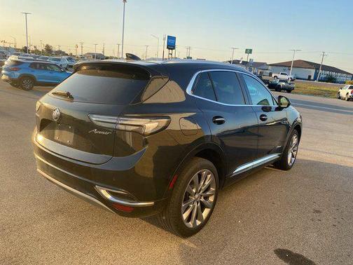 2022 Buick Envision FWD Avenir
