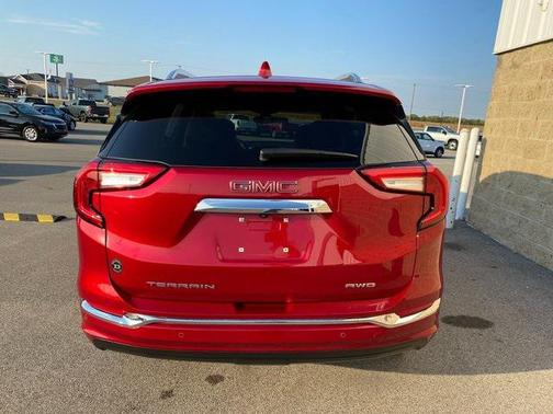 2024 GMC Terrain Denali
