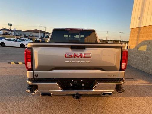 2024 GMC Sierra 1500 SLE