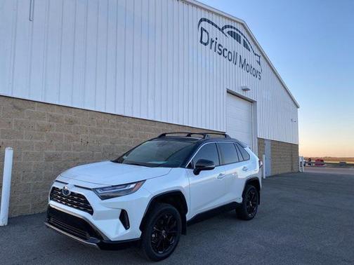 2023 Toyota RAV4 Hybrid SE