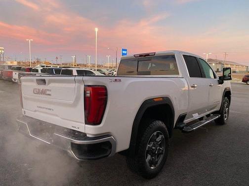 2025 GMC Sierra 2500 SLT