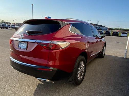 2024 Buick Enclave Essence FWD