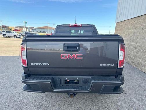 Smokey Quartz Metallic 2020 GMC Canyon Denali