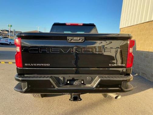 2026 Chevrolet Silverado 2500 Custom