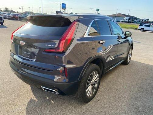 2025 Cadillac XT4 Premium Luxury