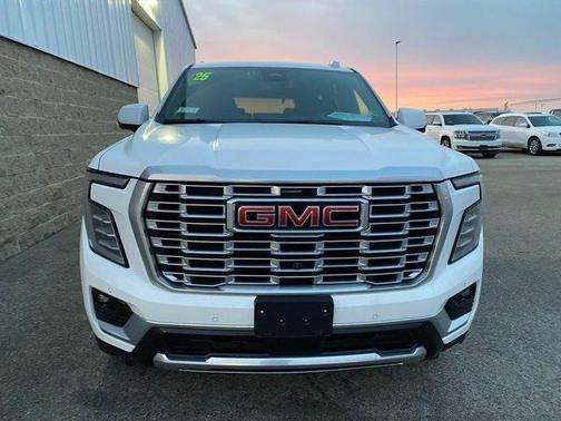 2025 GMC Yukon Denali