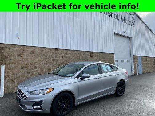 2020 Ford Fusion SE