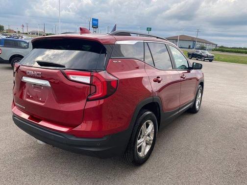 2022 GMC Terrain SLE