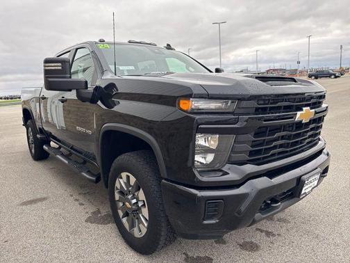 Black 2024 Chevrolet Silverado 2500 Custom