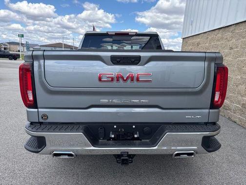 Sterling 2026 GMC Sierra 1500 SLT