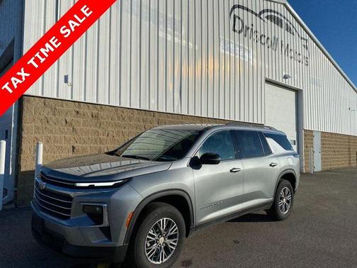 2025 Chevrolet Traverse LT