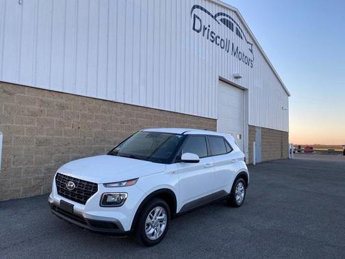 2021 Hyundai VENUE SE