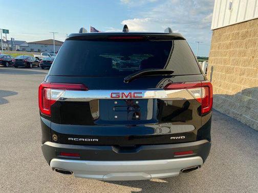 2023 GMC Acadia AWD SLT