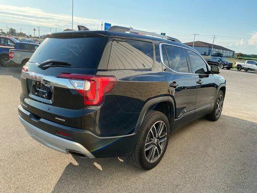 2023 GMC Acadia AWD SLT