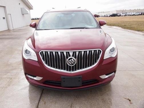 Photo 2 of 31 of 2016 Buick Enclave Leather