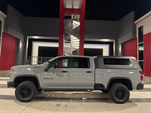 2024 Chevrolet Silverado 2500 Custom