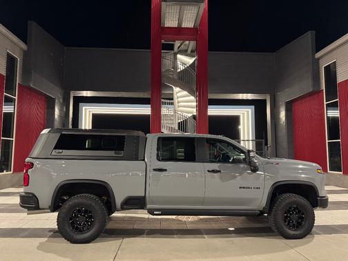 2024 Chevrolet Silverado 2500 Custom
