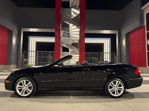 Black 2008 Mercedes-Benz CLK-Class CLK 350