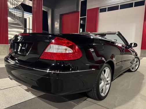 Black 2008 Mercedes-Benz CLK-Class CLK 350