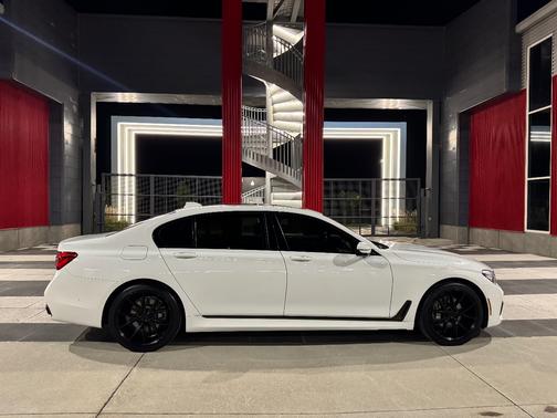 2019 BMW 740 i xDrive