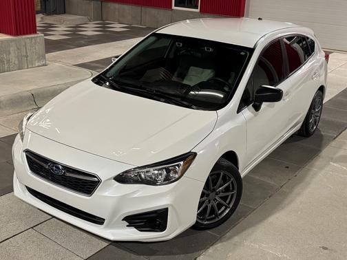 2019 Subaru Impreza 2.0i