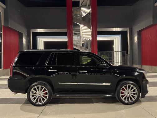 Raven Black 2015 Cadillac Escalade Luxury