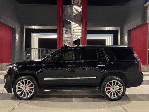 Raven Black 2015 Cadillac Escalade Luxury