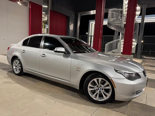 2010 BMW 535 i xDrive