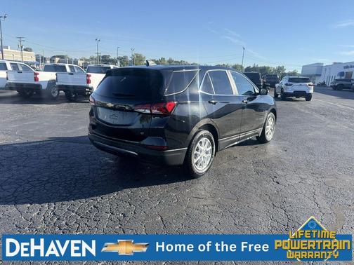 Mosaic Black Metallic 2024 Chevrolet Equinox 1LT