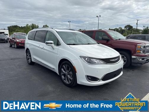 2017 Chrysler Pacifica Limited