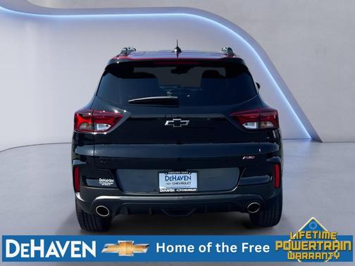 Mosaic Black Metallic 2023 Chevrolet Trailblazer RS