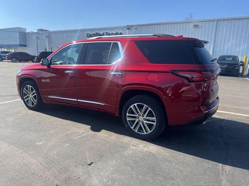 2023 Chevrolet Traverse High Country