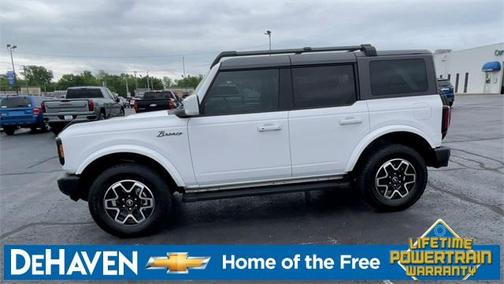 2024 Ford Bronco Outer Banks